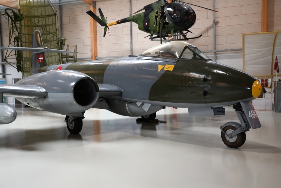 0500-Gloster-Meteor-Mk.8-