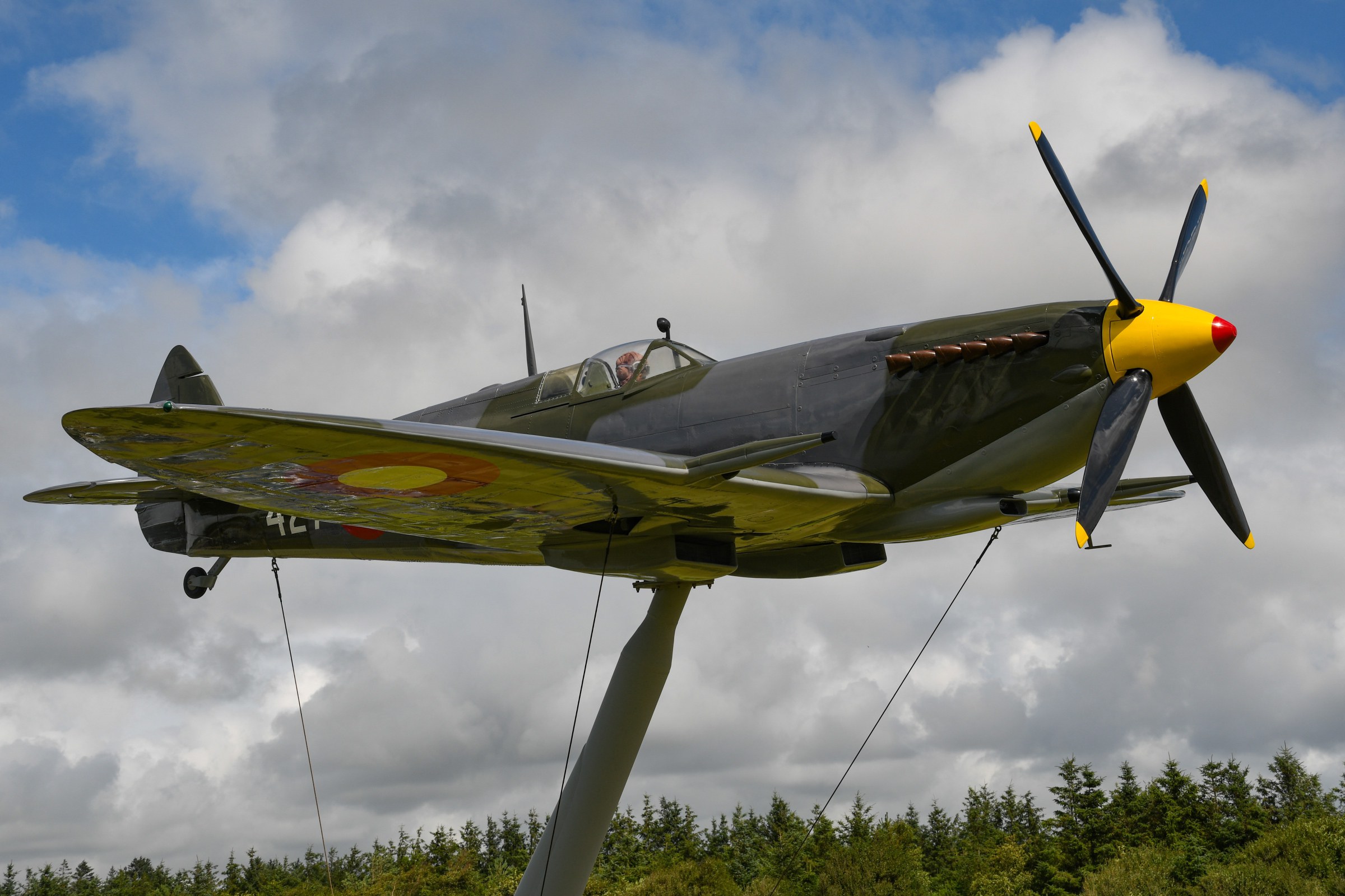 Spitfire HF Mk. IXe  (replica)