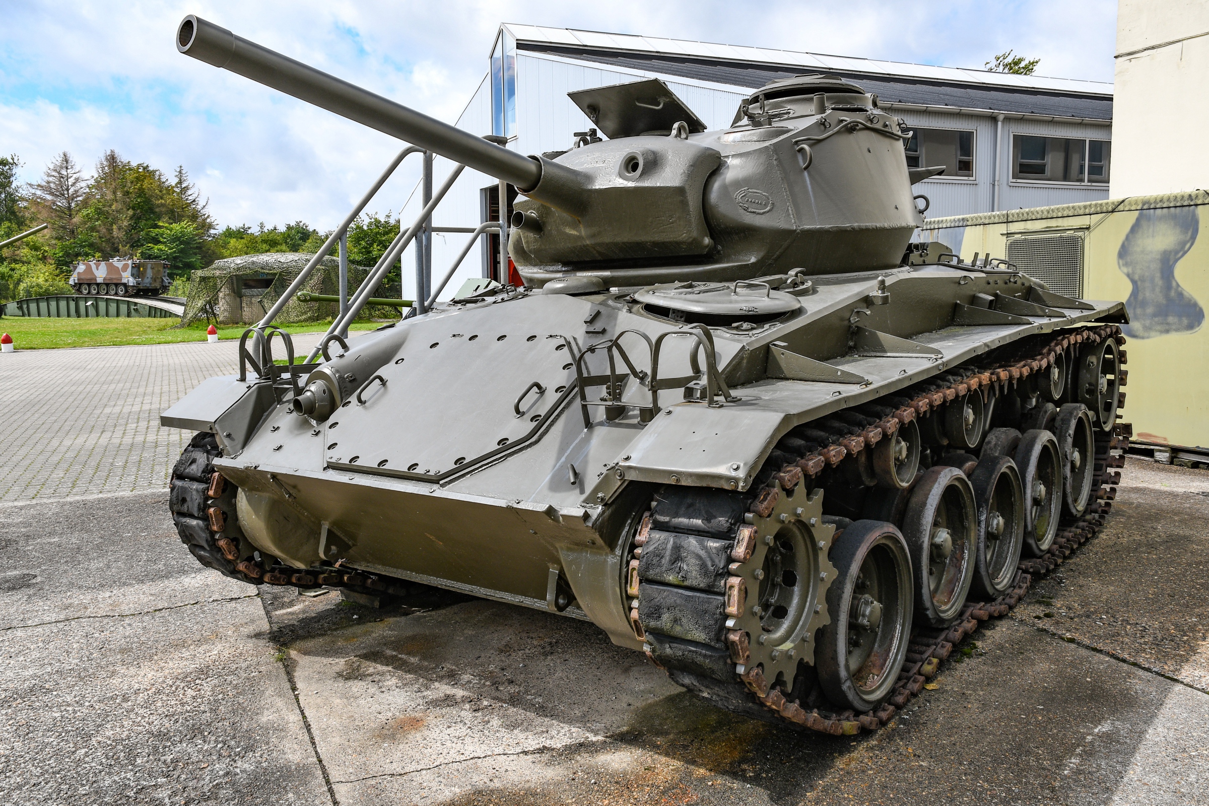 M24  Chaffee