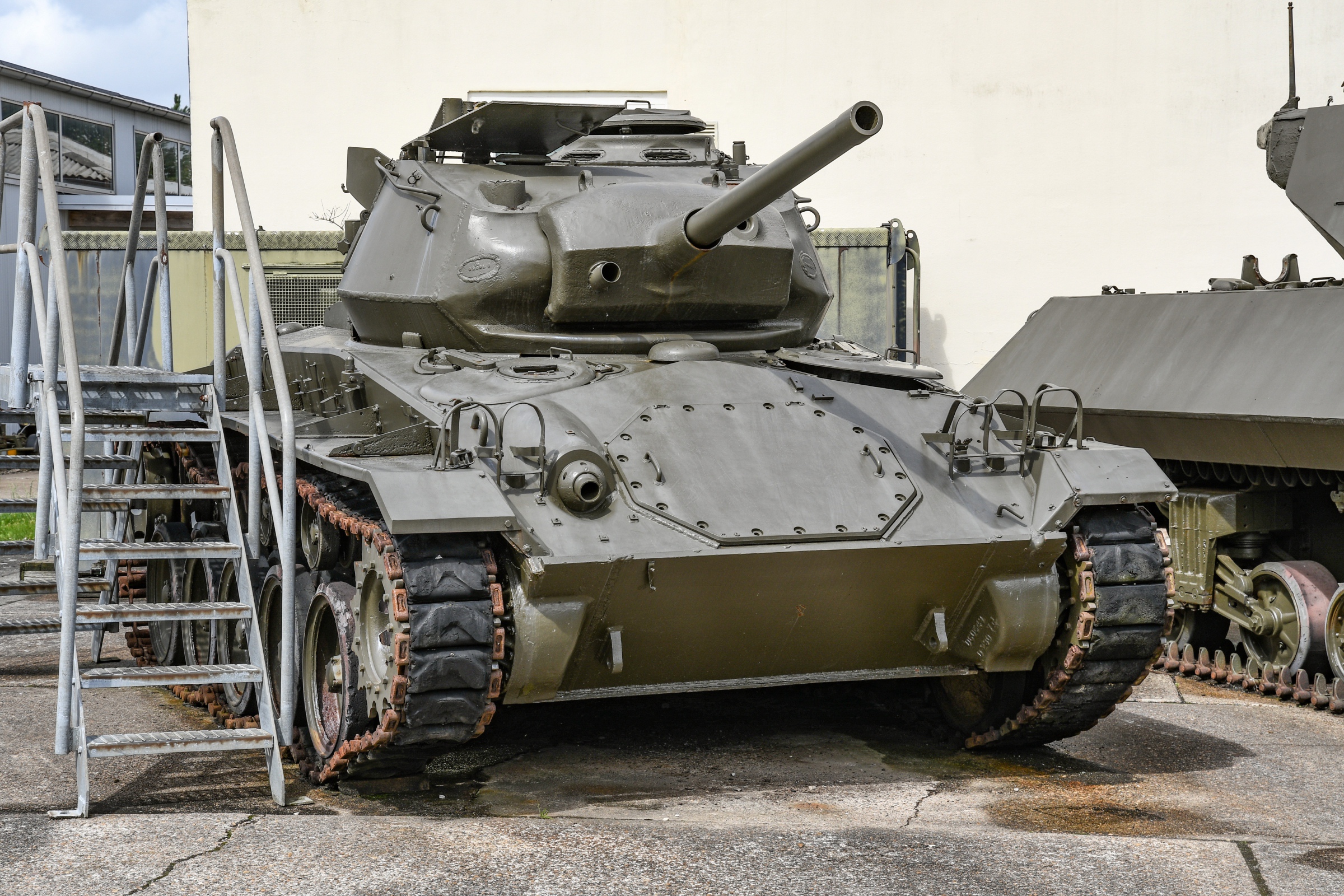 M24  Chaffee