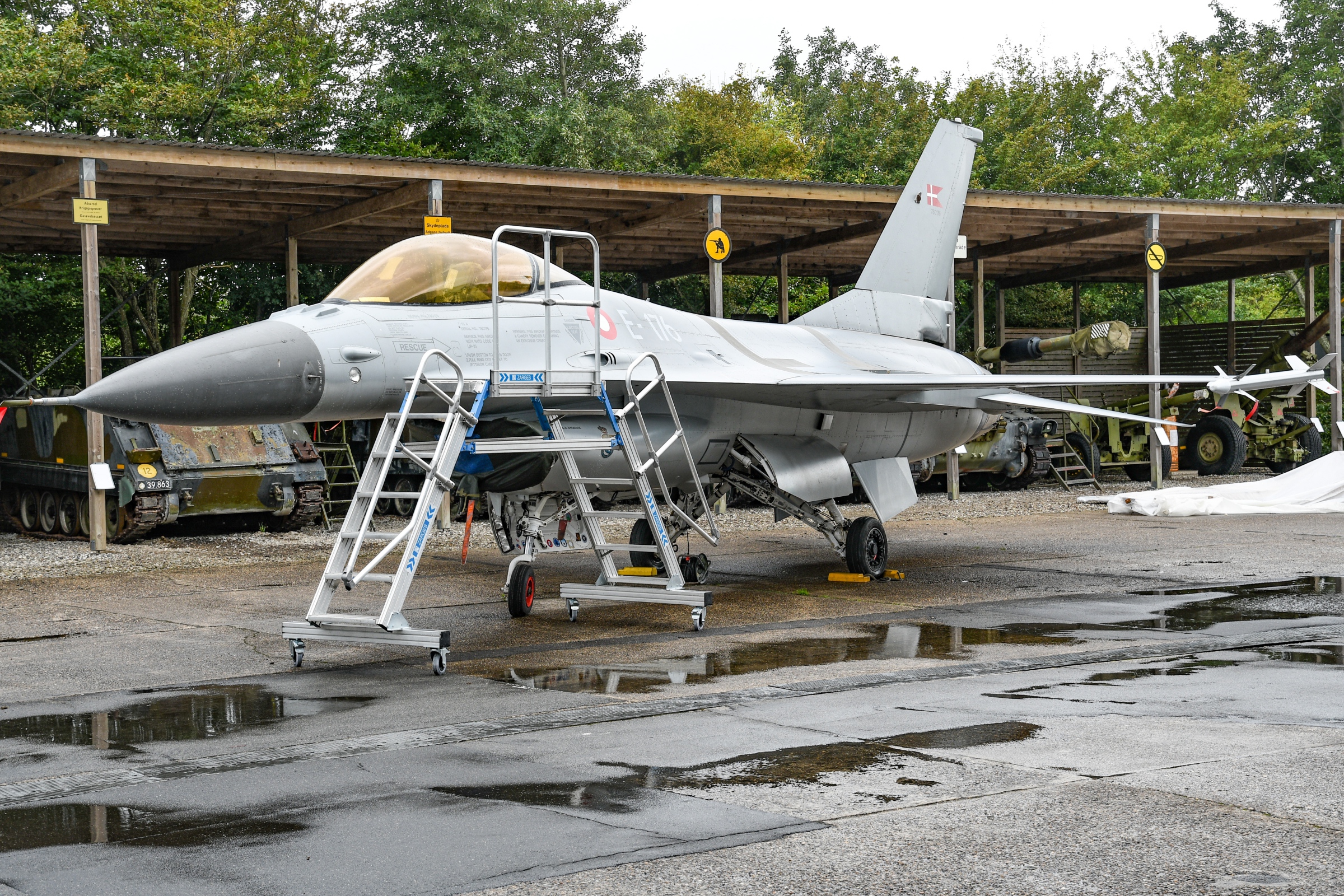 General Dynamics F-16AM Fighting Falcon