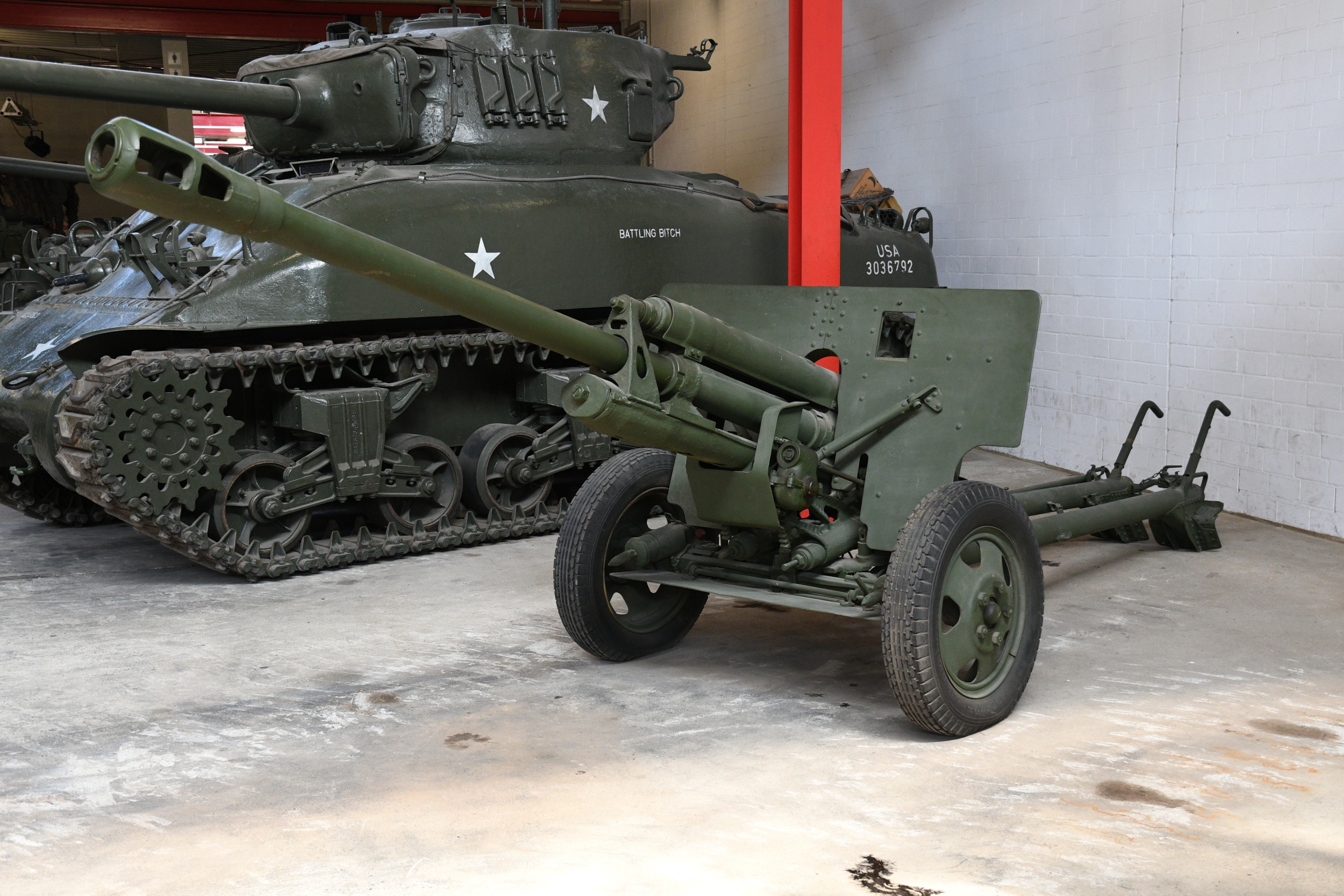 76 mm Divisional gun M1942  (ZiS-3)