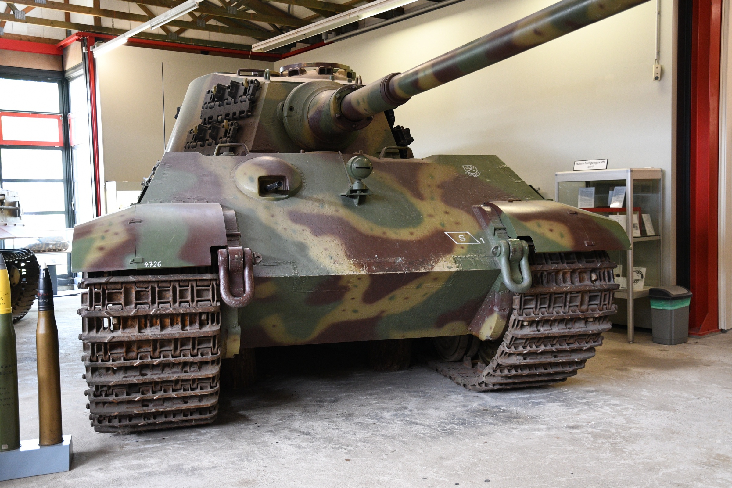 Pz.Kpfw.  VI Ausf. B Tiger II