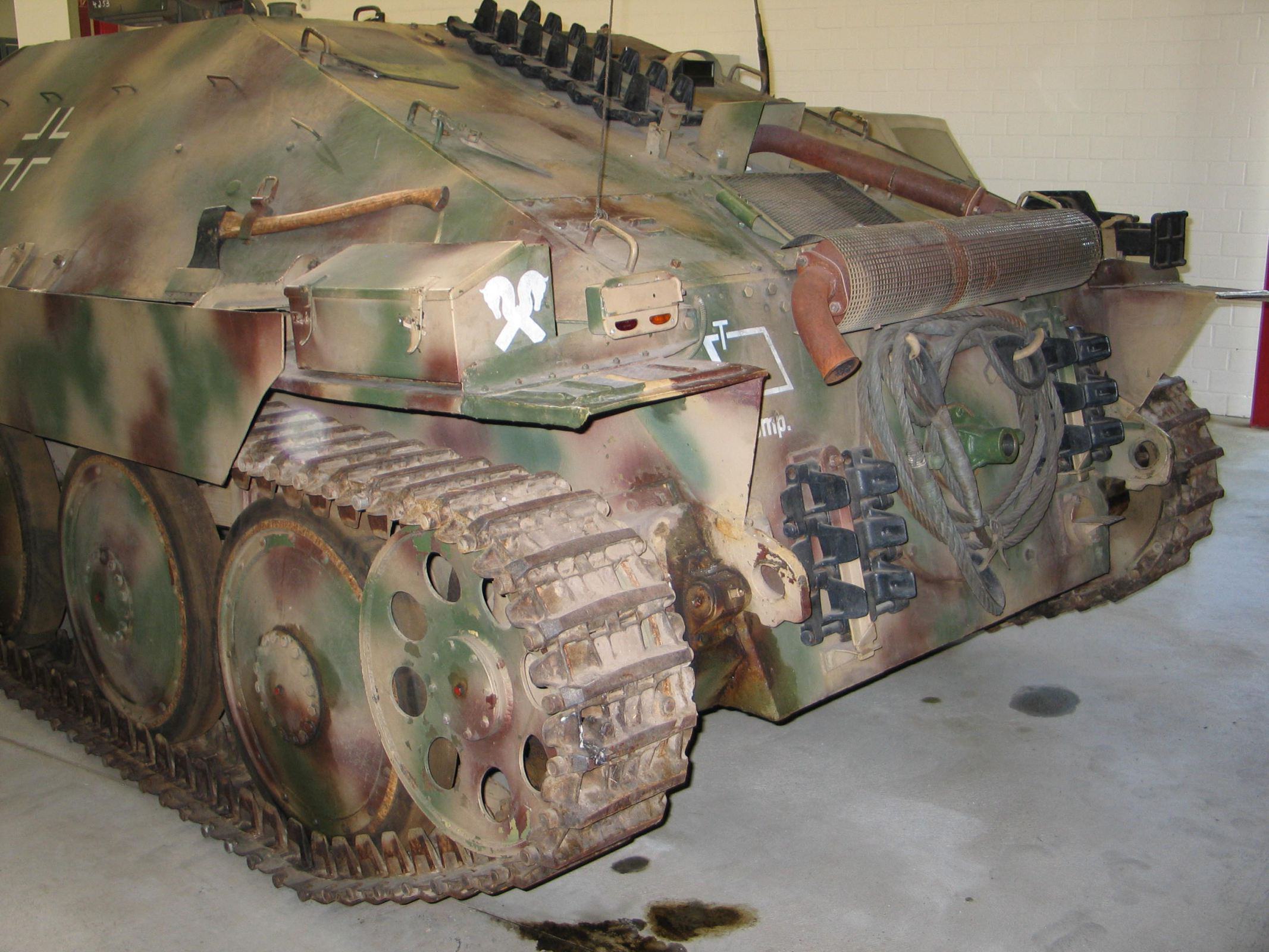 Jagdpanzer 38(t)   (G-13)