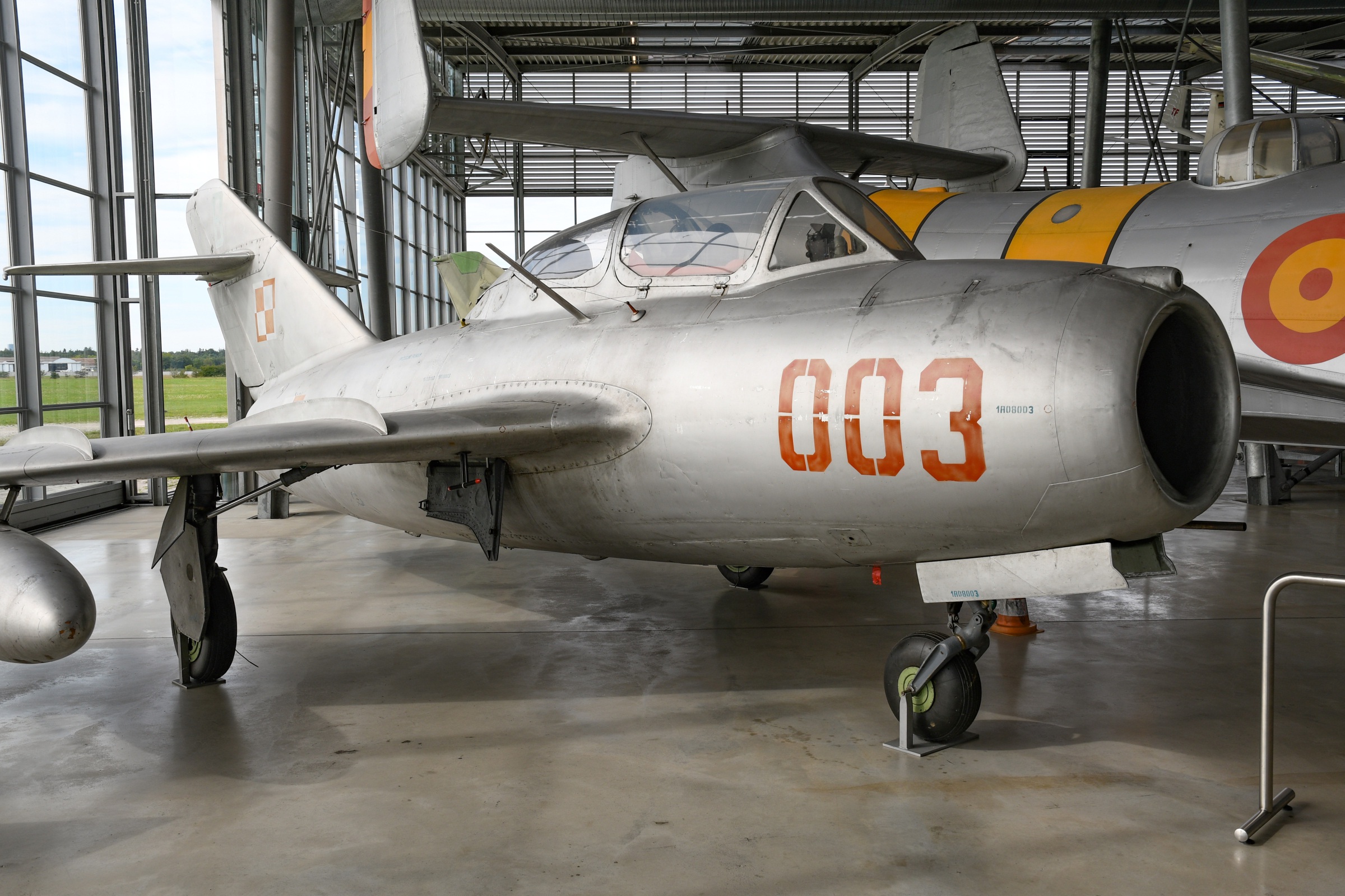Mikoyan-Gurevich MiG-15 UTI  (Midget)