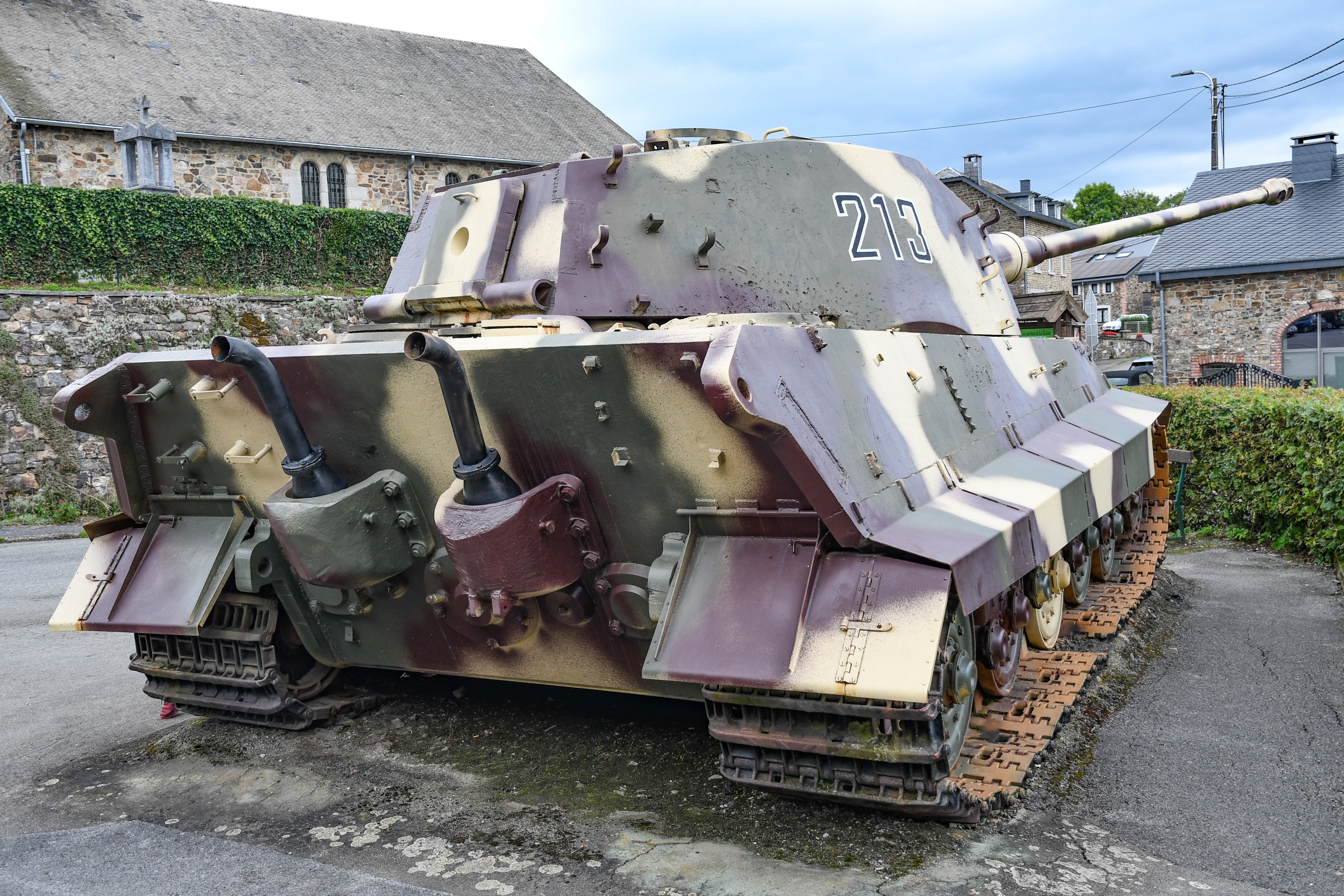 Pz.Kpfw. VI Ausf. B  Tiger II