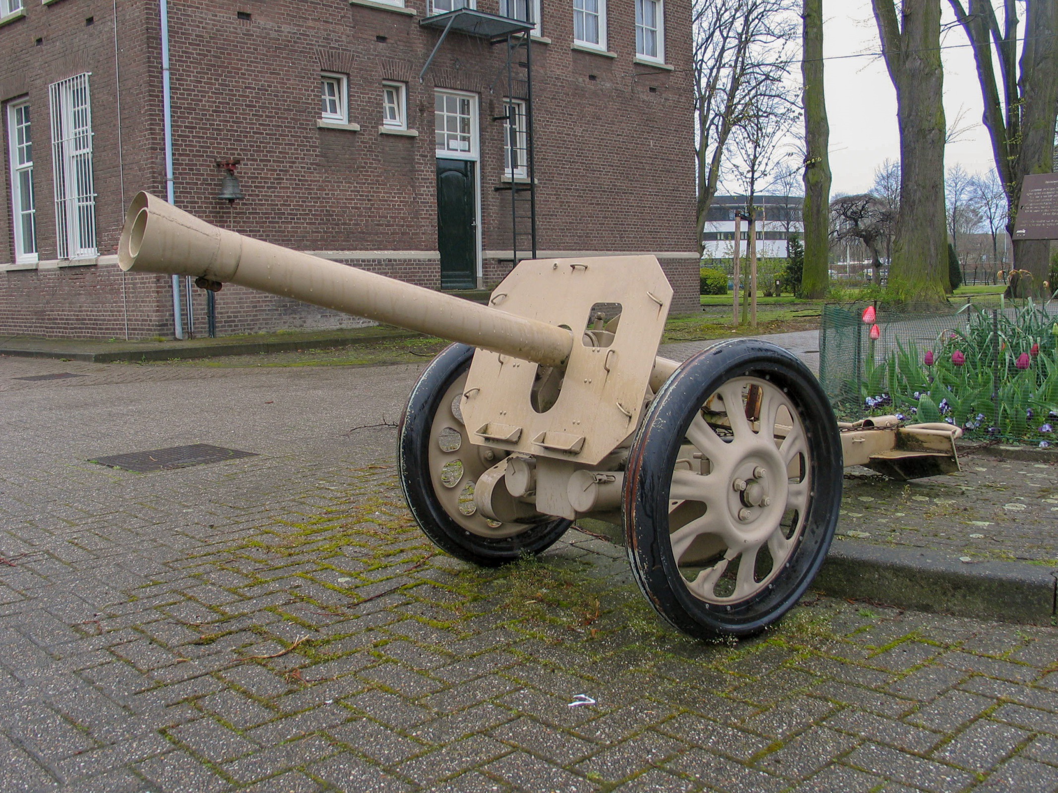 8.8 cm Raketenwerfer 43 Puppchen (Netherlands) 