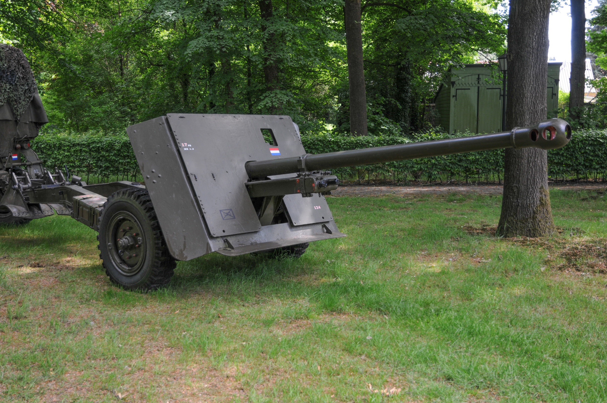 Ordnance QF 17 pounder (Netherlands) 