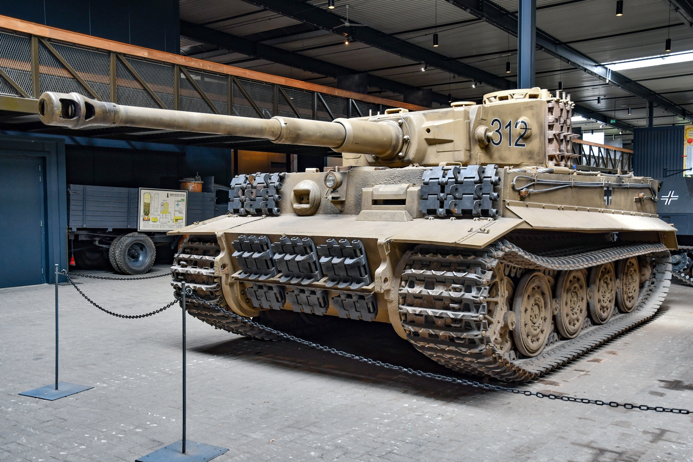 Pz.Kpfw. VI  Ausf. E  Tiger I 