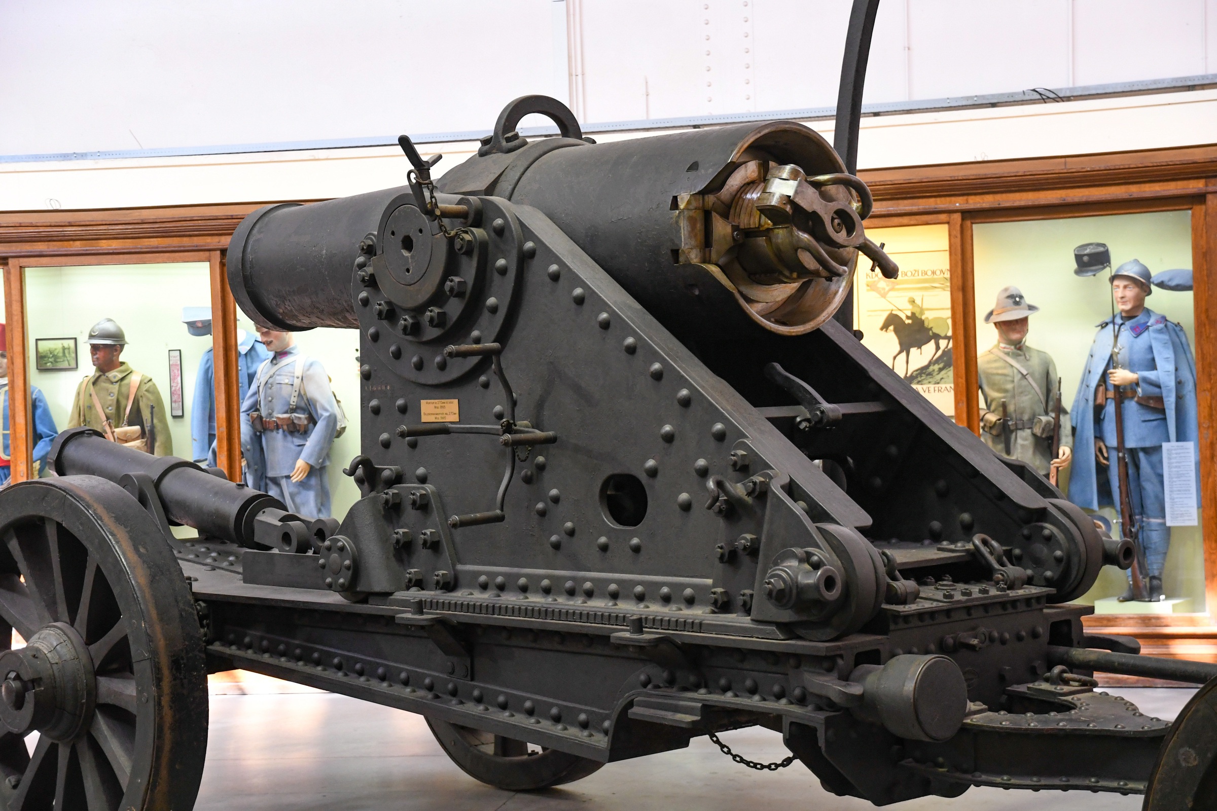 Mortier de 270 mm modele 1885
