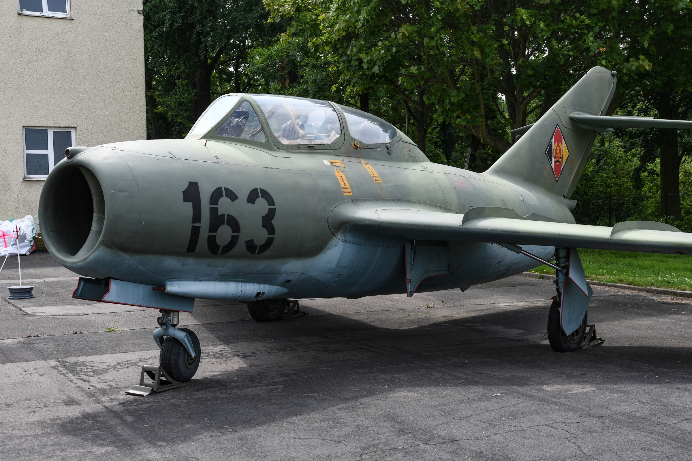 MiG-15UTI  (Midget)