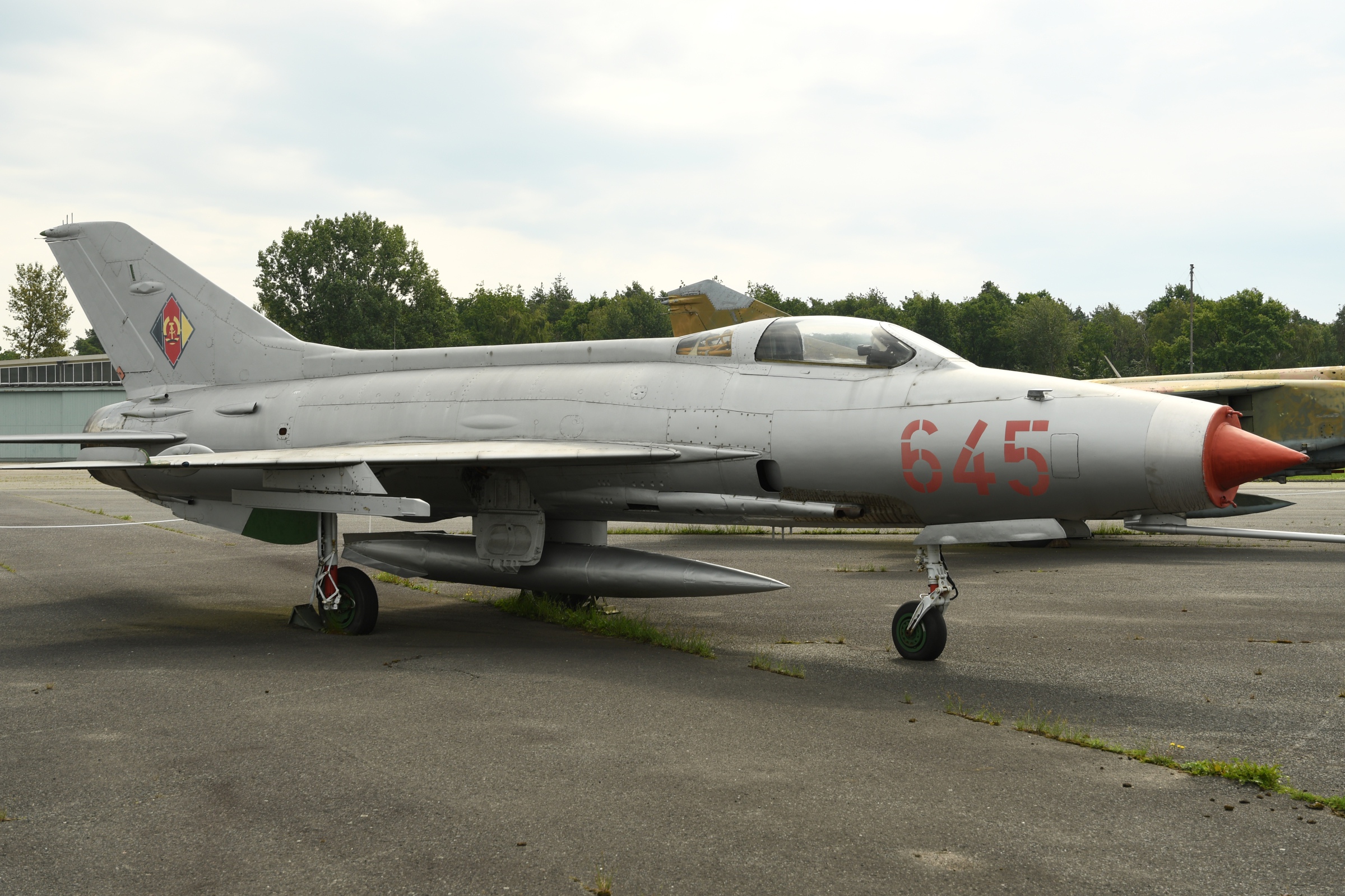 Mikoyan-Gurevich  MiG-21 F-13  (Fishbed-C)