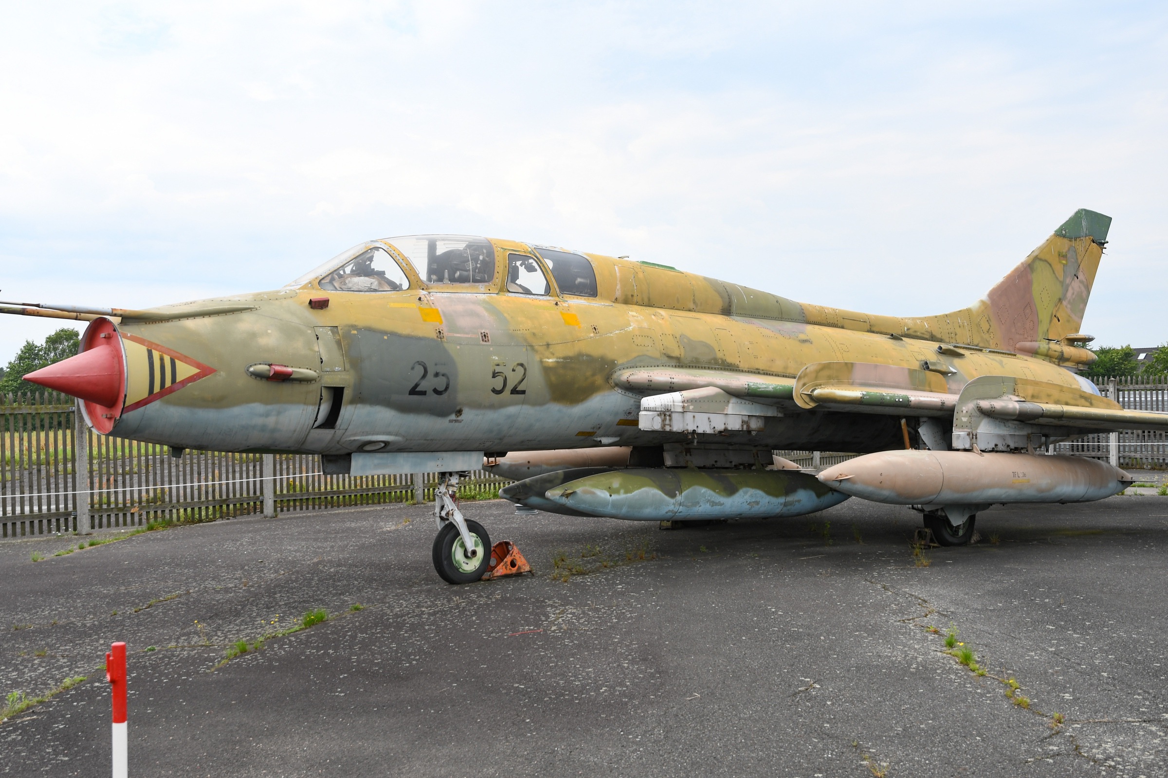 Su-22U
