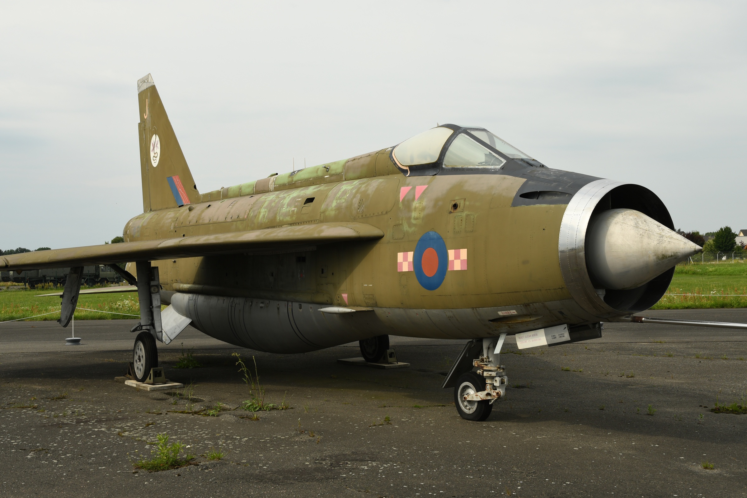 English Electric Lightning F.2A