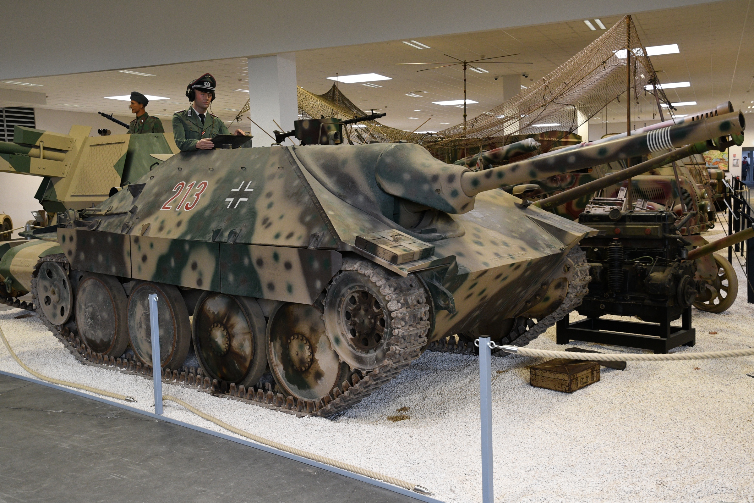 Jagdpanzer 38  (G-13)