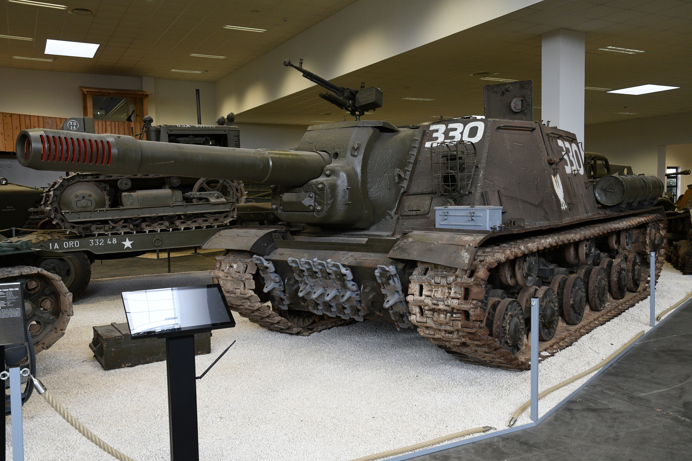 ISU-152