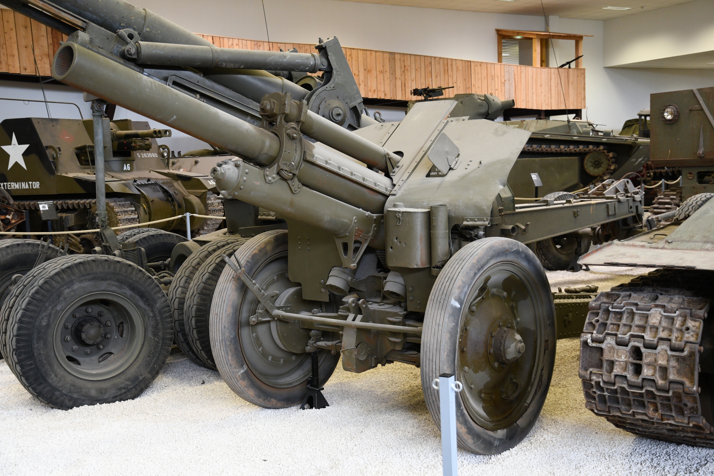 122 mm howitzer M1938 (M-30)