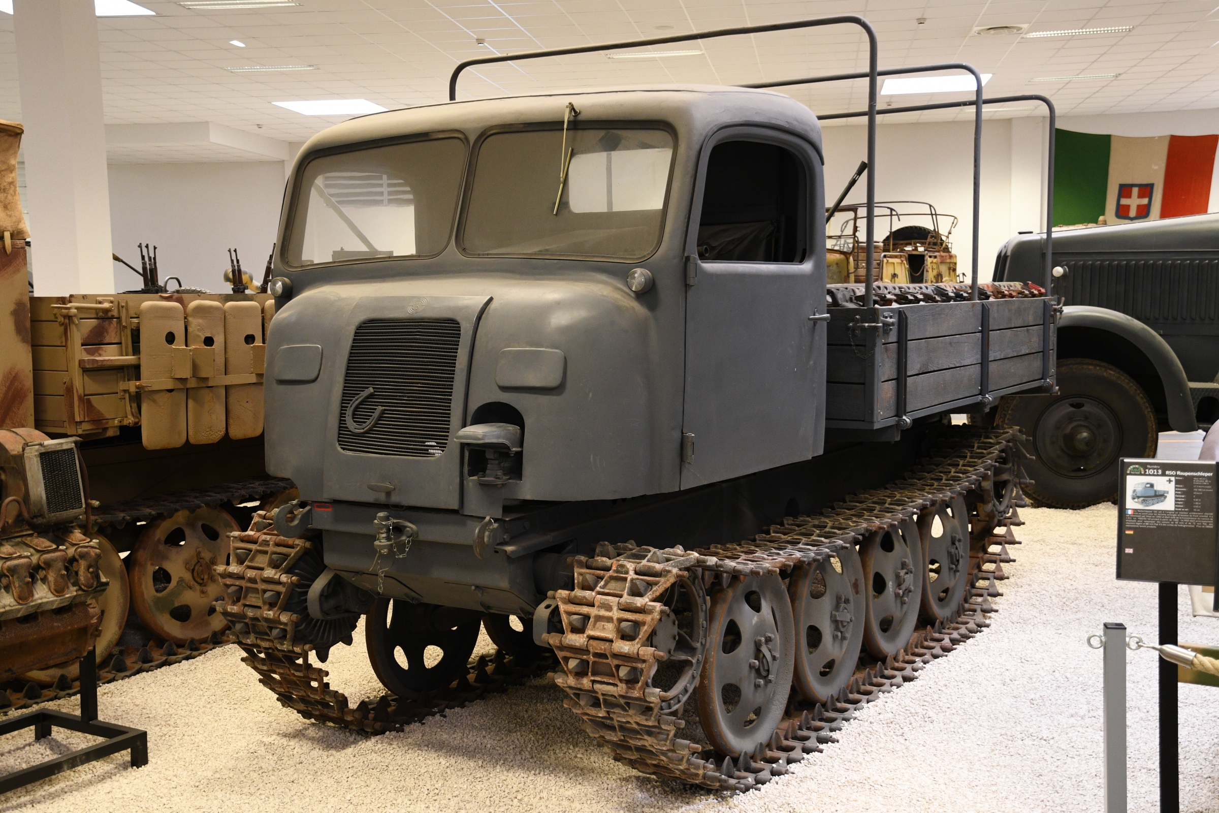 Raupenschlepper Ost RSO/1