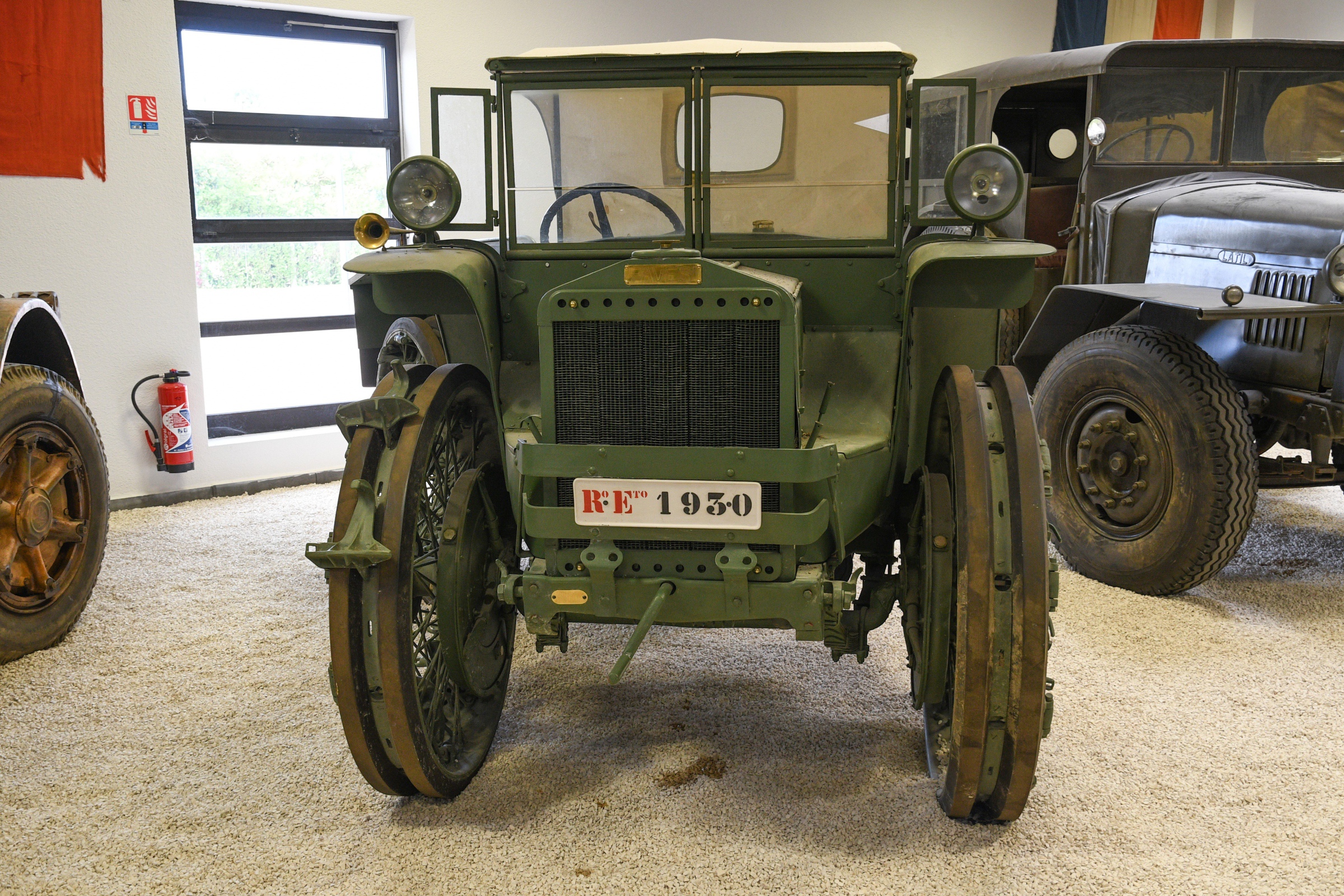 Pavesi (Italian artillery tractor)