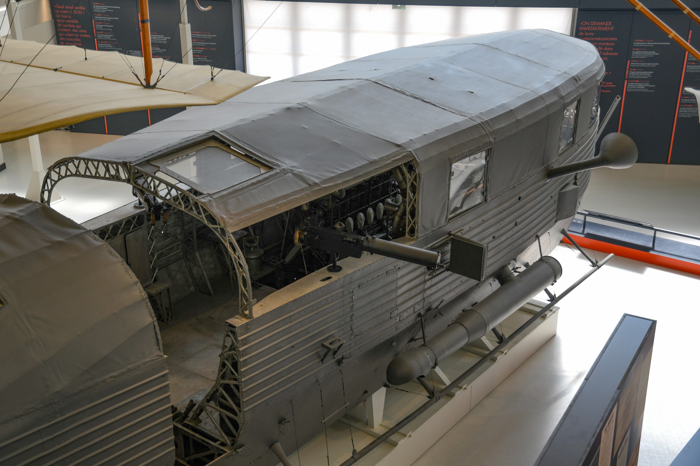 LZ 113