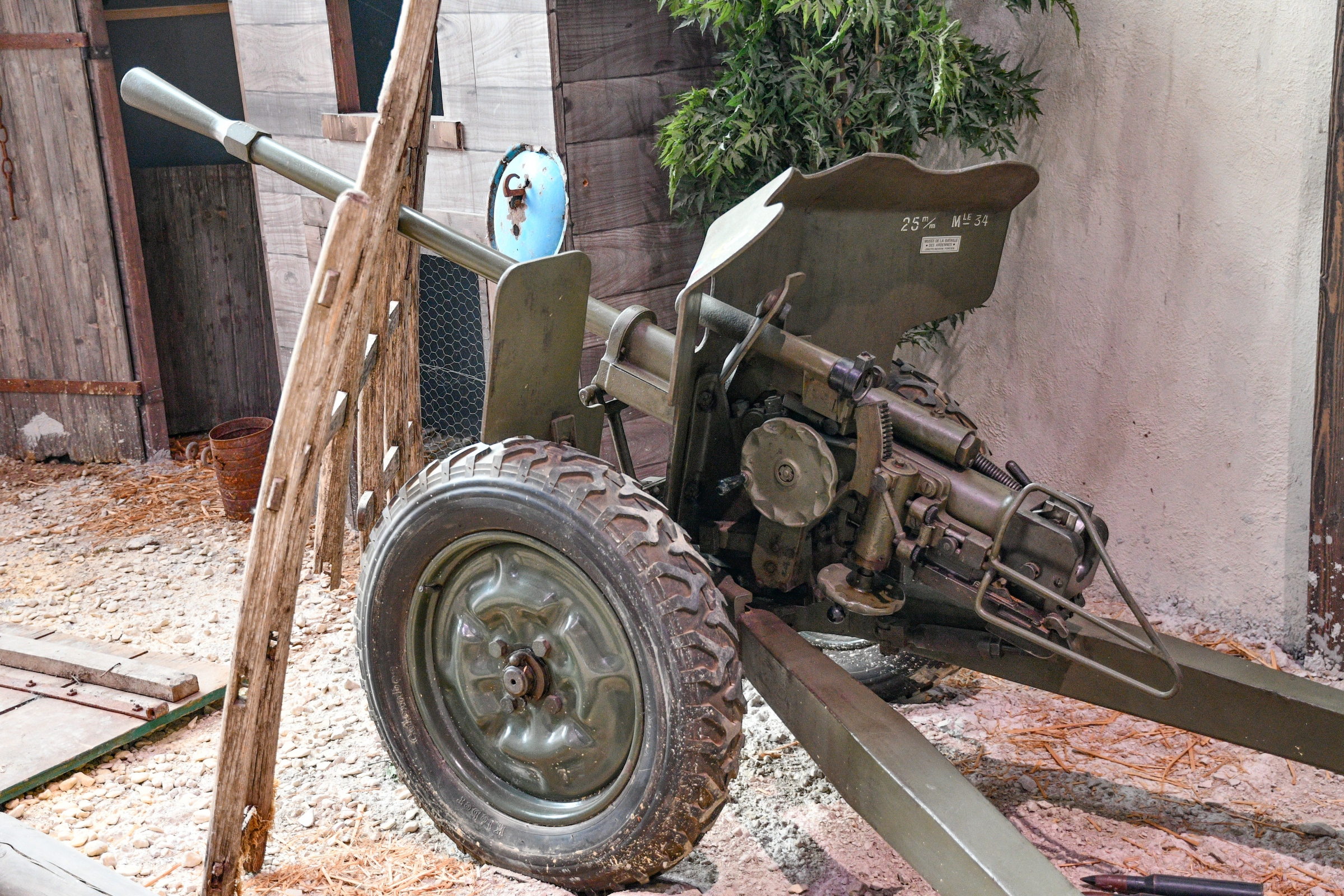 Hotchkiss 25 mm S.A. mle 1934
