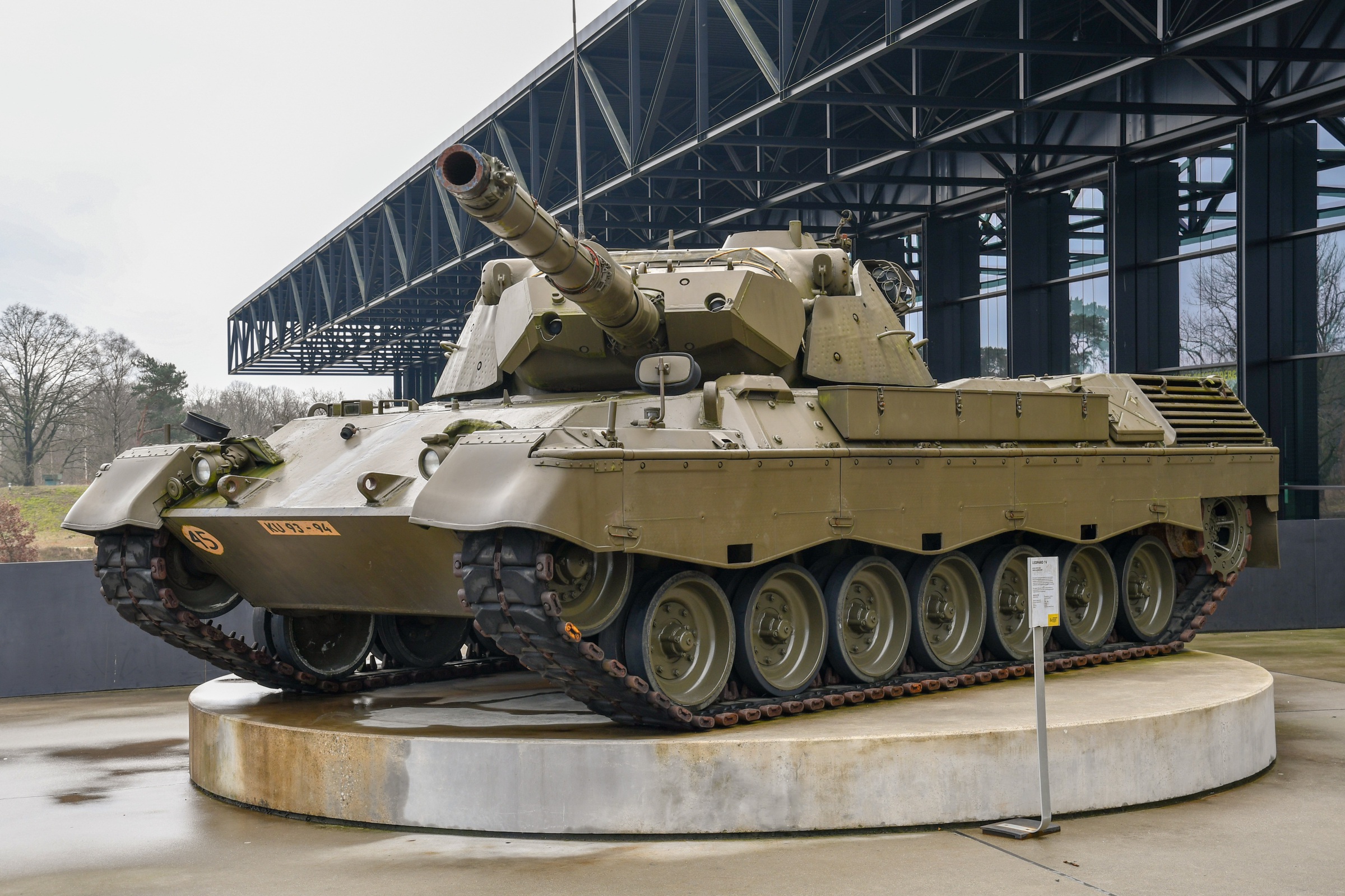 Leopard 1V 