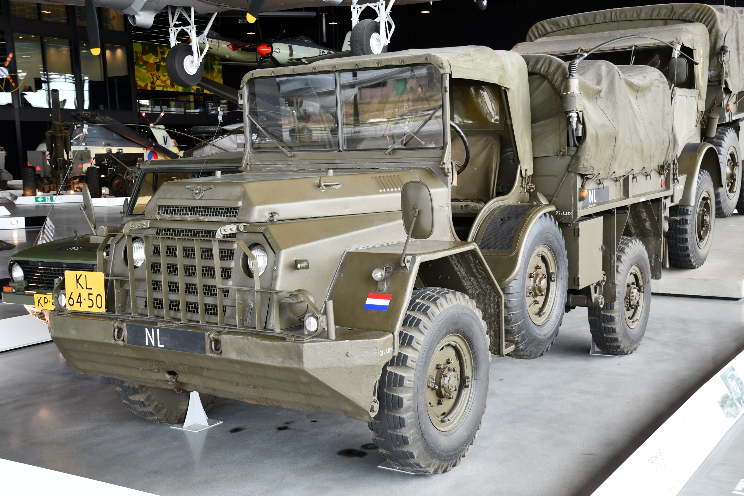 DAF  YA 126