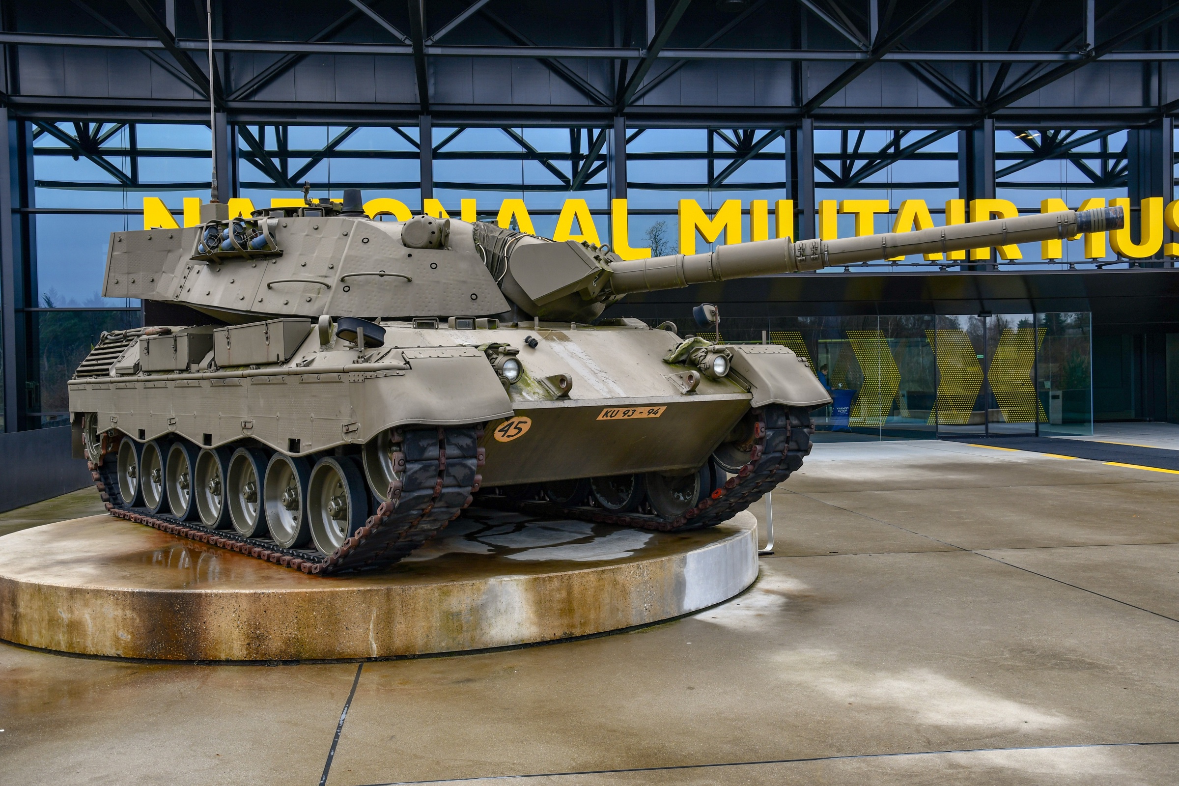 Leopard 1V 