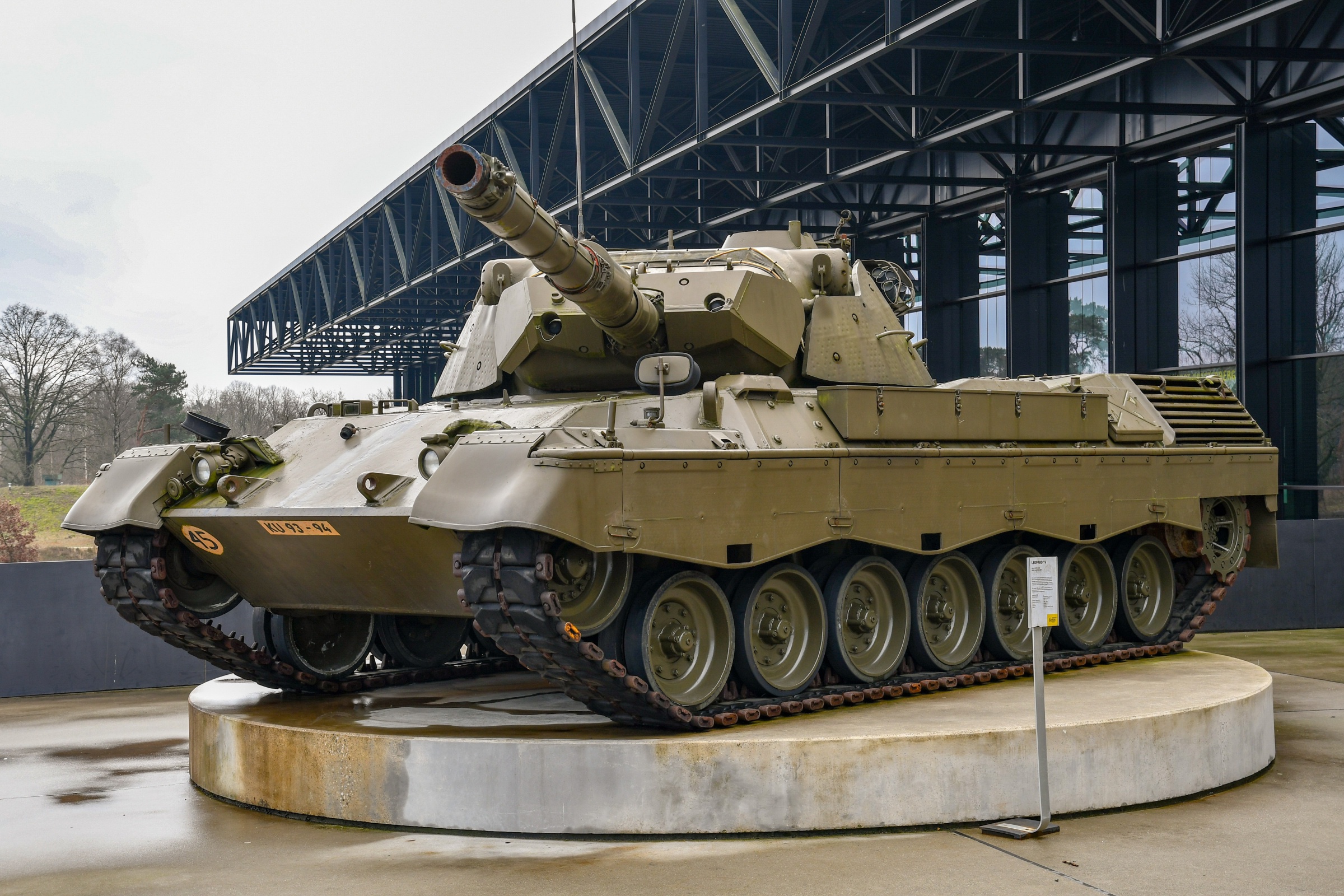 Leopard 1V 