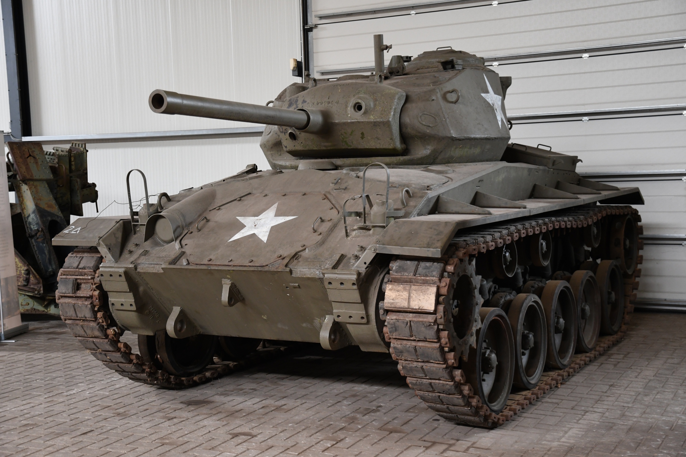 M24  Chaffee