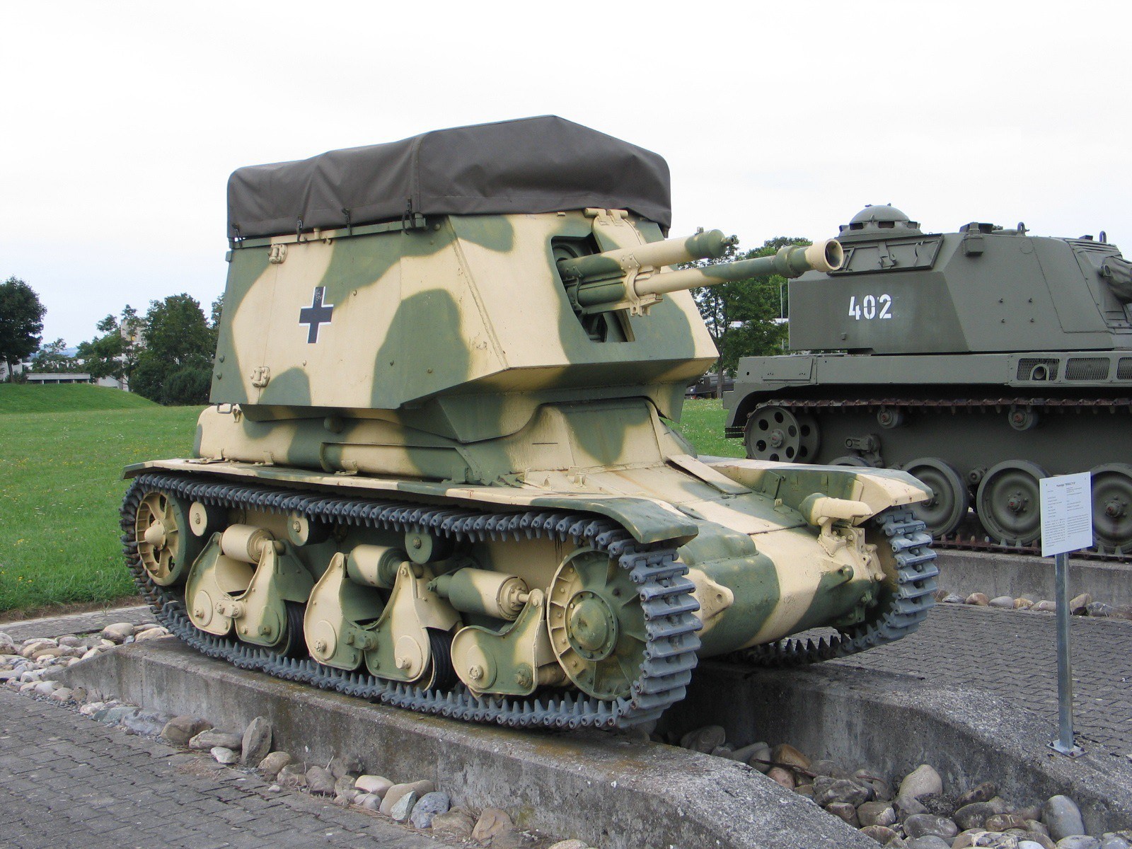 4,7 cm PaK(t) auf Panzerkampfwagen 35R(f) R 731(f) 4,7 cm PaK(t) auf Panzerkampfwagen 35R(f) R 731(f)