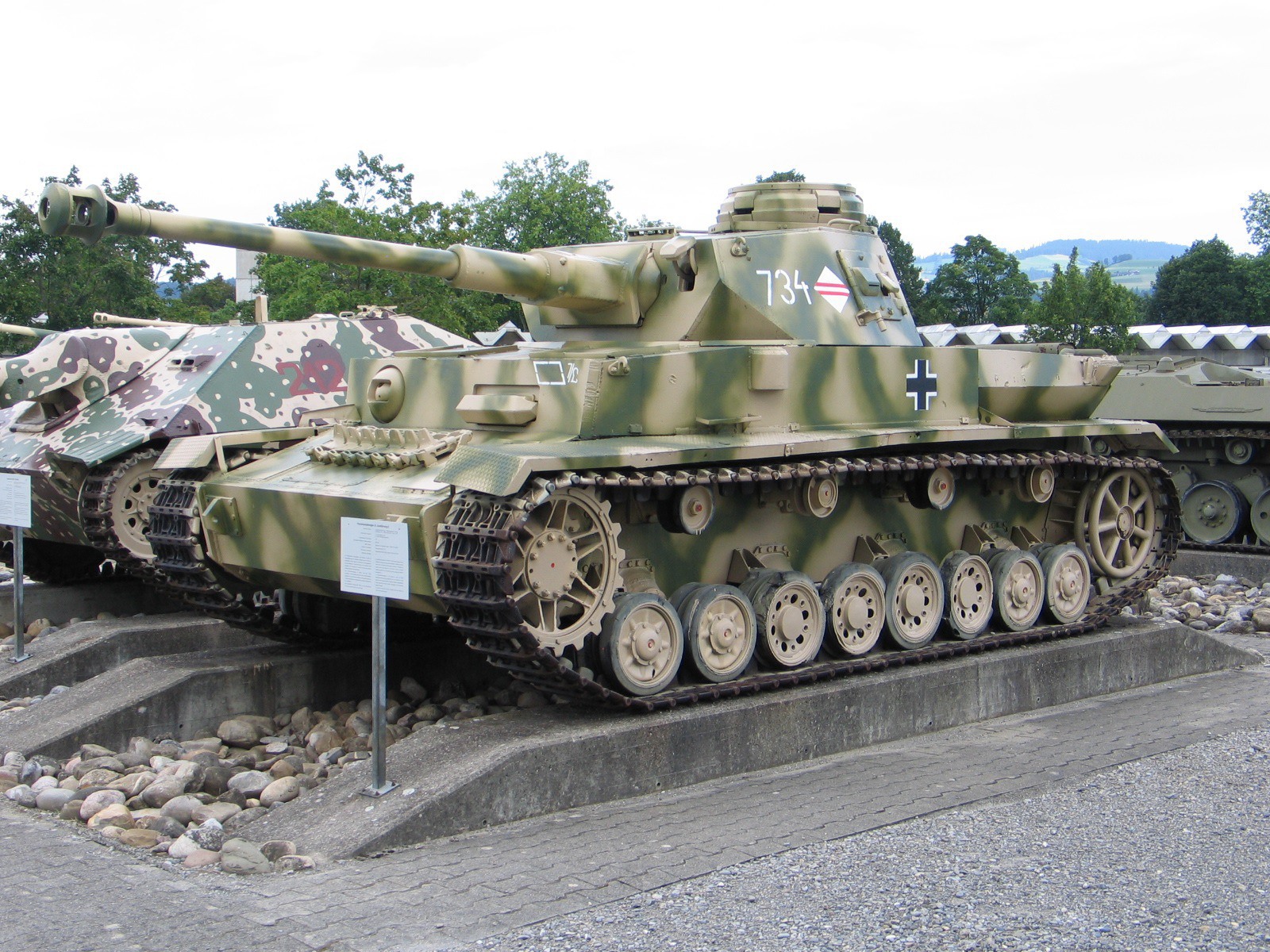 Pz.Kpfw. IV Ausf. J Pz.Kpfw. IV Ausf. J
