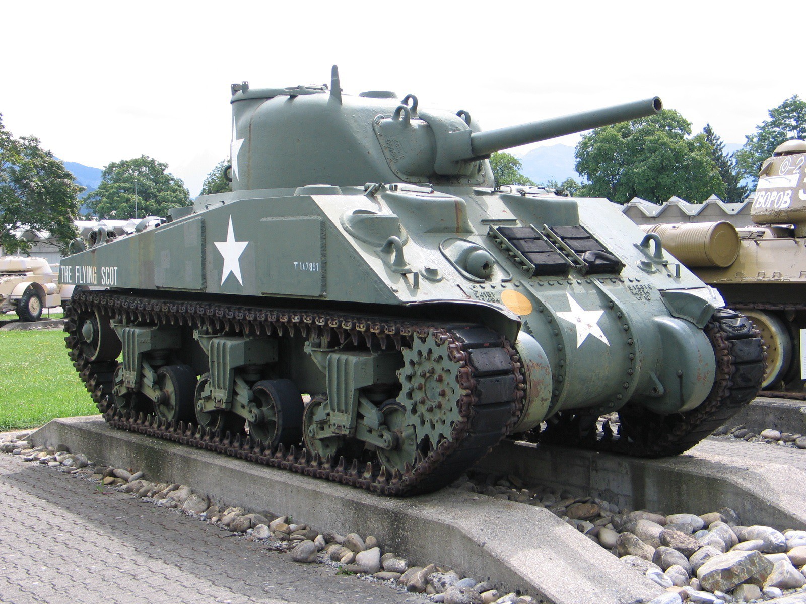M4A4(75) Sherman