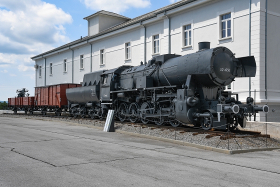 DR-Baureihe 52  (Kriegslokomotive)