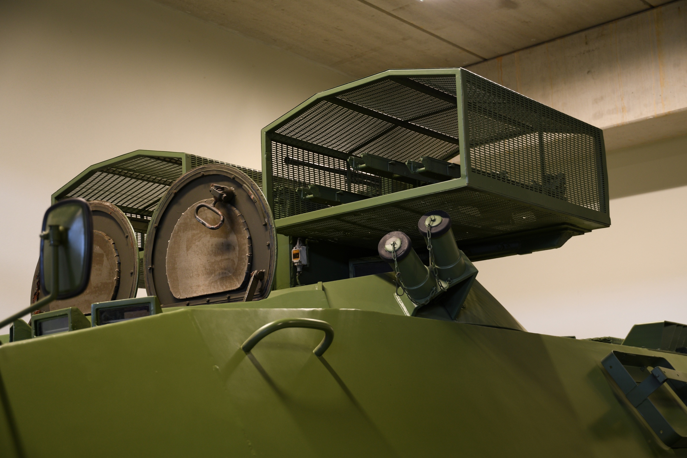 M-83 BOV-1
